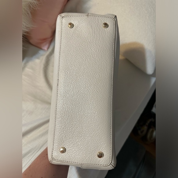 Kate Spade Bow Handbag - Picture 5 of 7